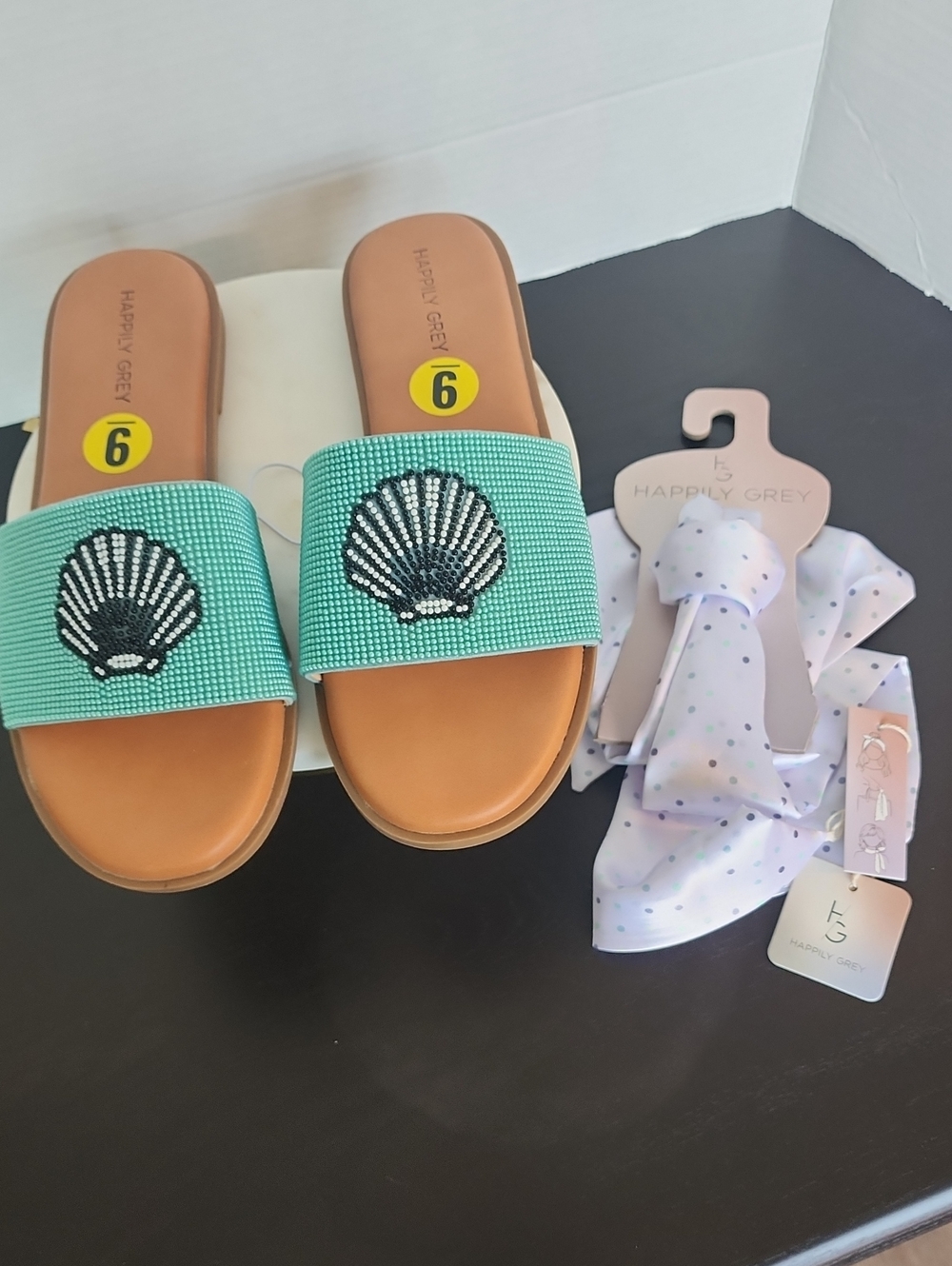 Happyly Grey Women's Mint Green Beaded Shell Slide Sandals